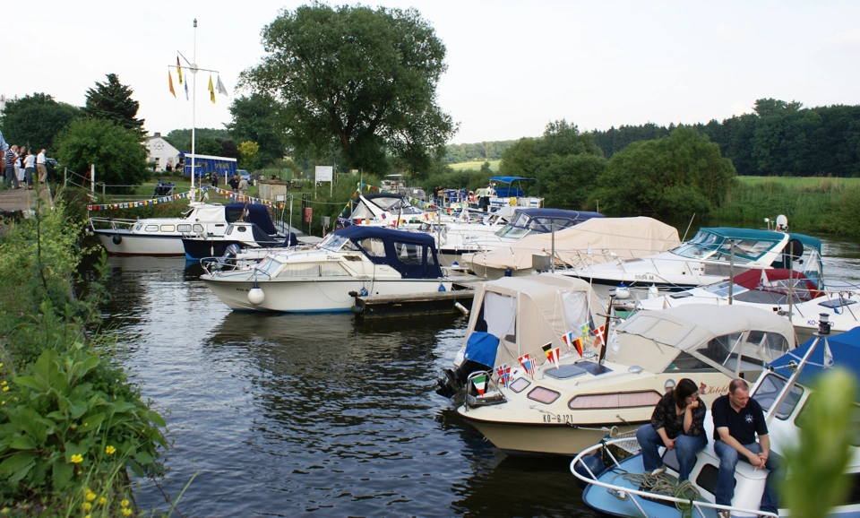 Boote auf der Lahn – Skippertreffen